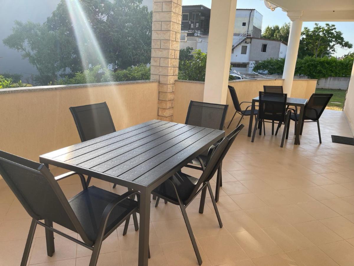 Apartments Demarin Медулин Экстерьер фото